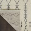 5' X 7' Gray And Ivory Geometric Distressed Area Rug